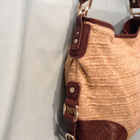 DANA BUCKMAN SHOULDER HANDBAG - Picture 2 of 8